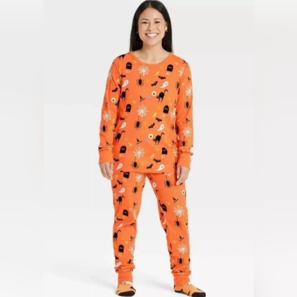 New Hide and Seek women's 2-piece family sleep set